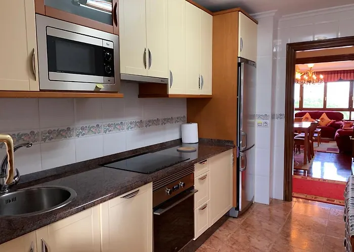 Magnifico Piso Centrico Entre El Mar Y La Montana. Colindres